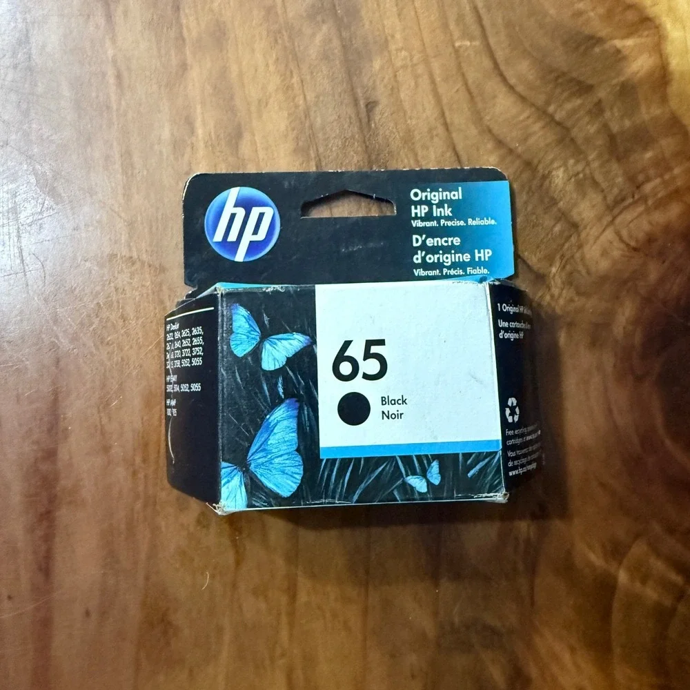 NEW Genuine HP Ink 65 Black Expires August 2022